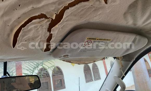 Buy Used Ford Explorer White Car in Sint Michiel Liber in Curacao Buy Used Ford Explorer White Car in Sint Michiel Liber in Curacao