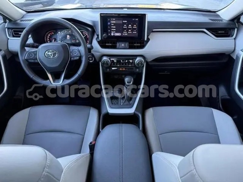 Big with watermark toyota rav4 curacao dorp soto 4453