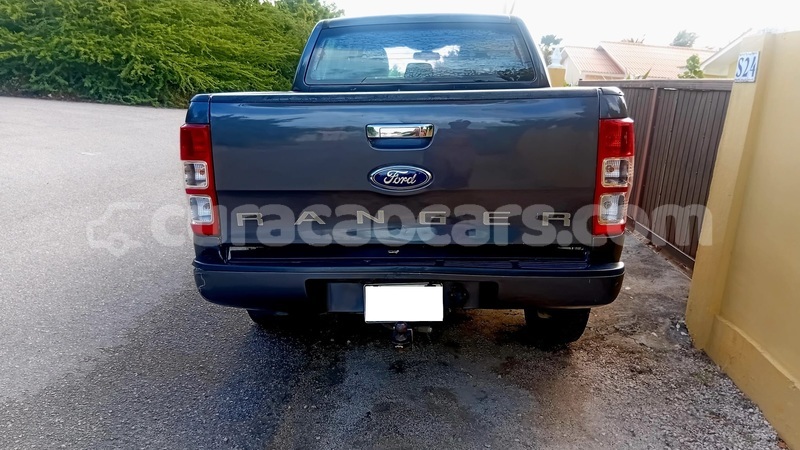 Big with watermark ford aev ambulance curacao willemstad 4456