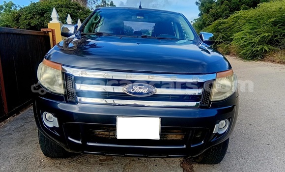 Buy Used Ford AEV AMBULANCE Other Truck in Willemstad in Curacao Buy Used Ford AEV AMBULANCE Other Truck in Willemstad in Curacao