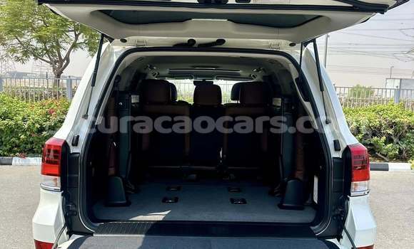 Buy Used Toyota Land Cruiser White Car in Dorp Soto in Curacao Buy Used Toyota Land Cruiser White Car in Dorp Soto in Curacao