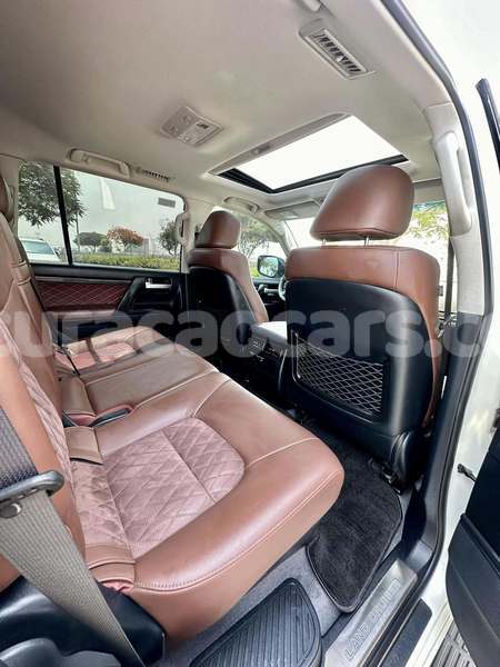 Big with watermark toyota land cruiser curacao dorp soto 4461