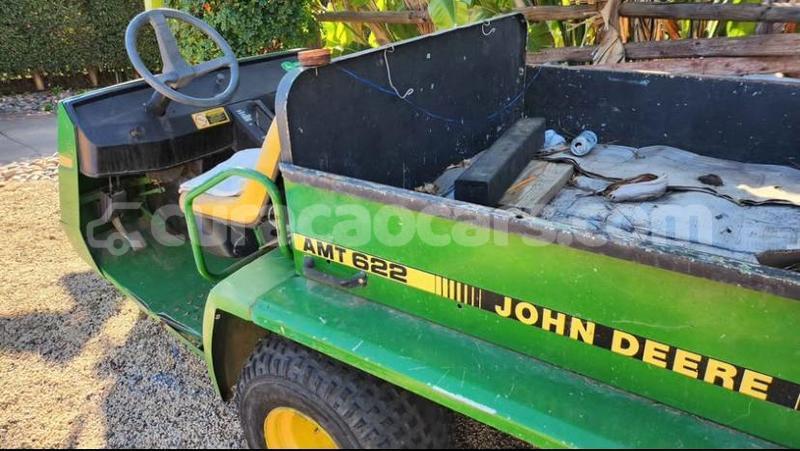 Big with watermark caterpillar 120 curacao willemstad 4467