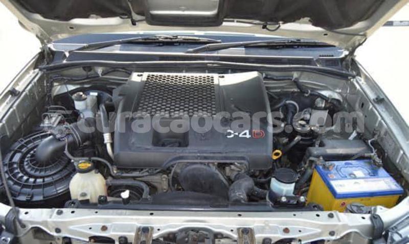 Big with watermark toyota hilux curacao willemstad 4474