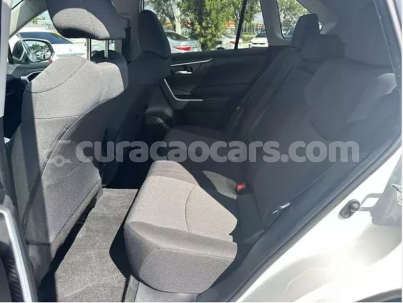 Big with watermark toyota rav4 curacao dorp soto 4476
