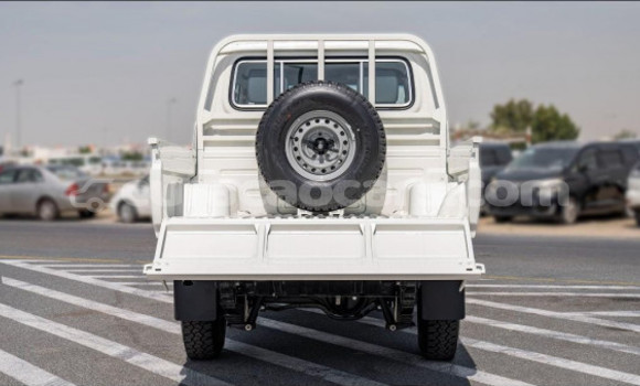 Buy Used Toyota Land Cruiser White Car in Willemstad in Curacao Buy Used Toyota Land Cruiser White Car in Willemstad in Curacao