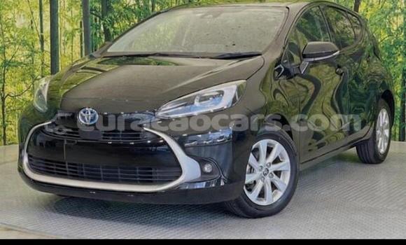 Buy Used Toyota Aqua Silver Car in Willemstad in Curacao Buy Used Toyota Aqua Silver Car in Willemstad in Curacao