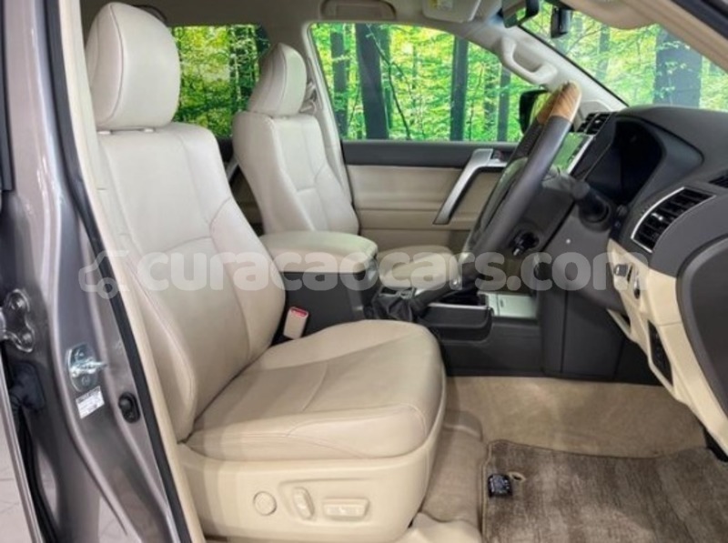 Big with watermark toyota land cruiser prado curacao willemstad 4480