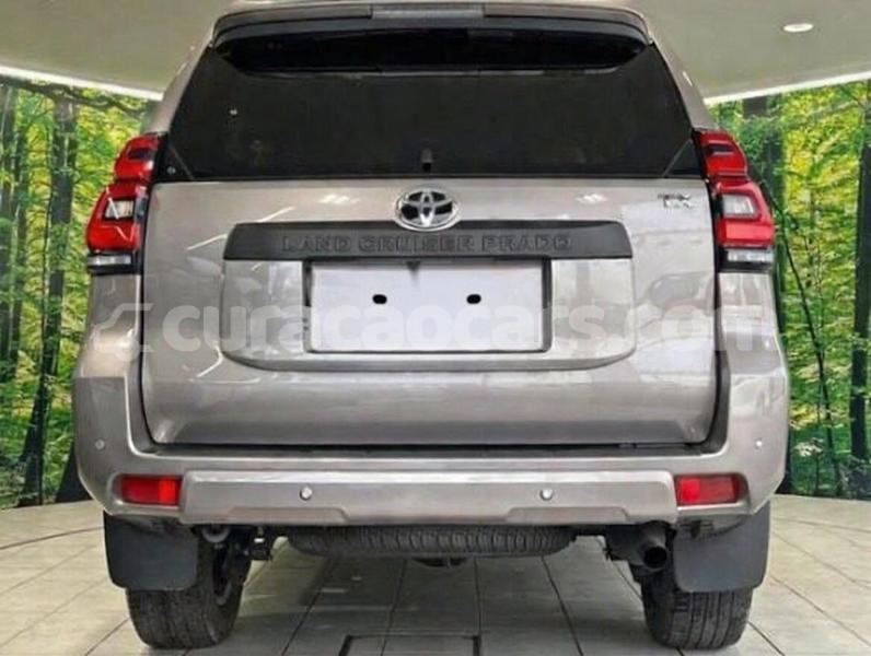 Big with watermark toyota land cruiser prado curacao willemstad 4480