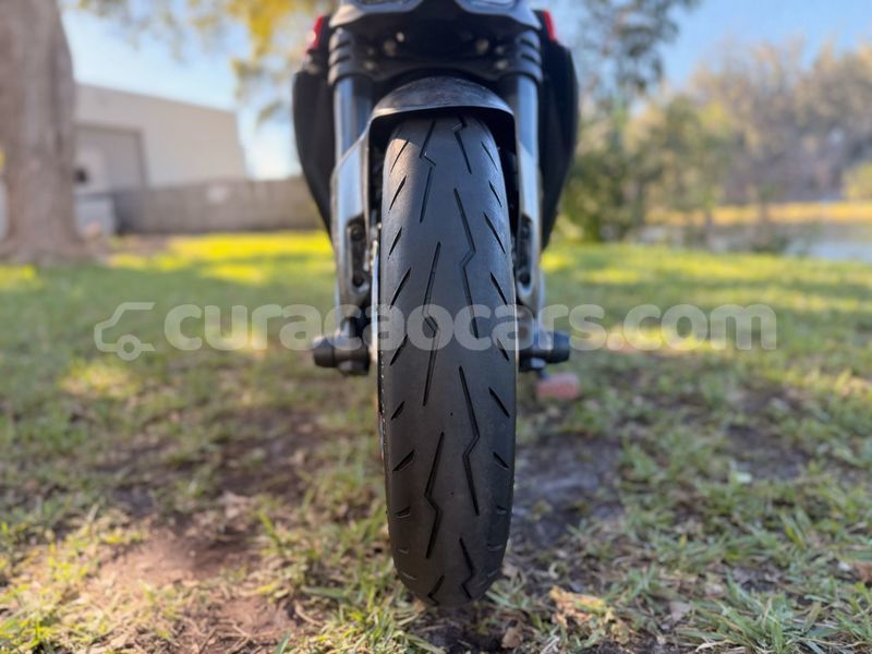 Big with watermark ducati streetfighter curacao dorp sint willebrordus 4485