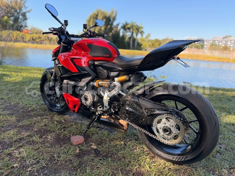 Big with watermark ducati streetfighter curacao dorp sint willebrordus 4485