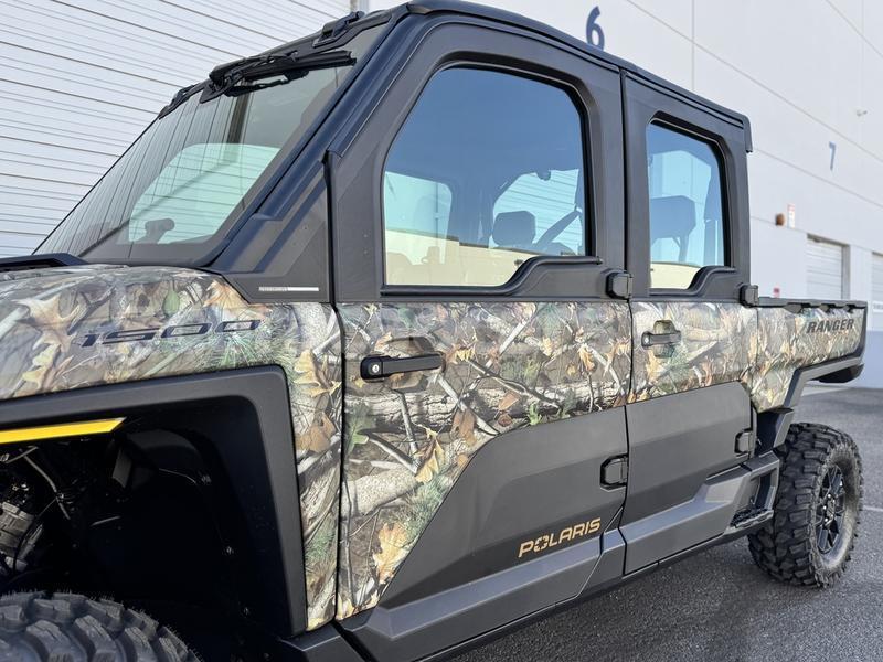 Big with watermark jeep wrangler curacao willemstad 4486