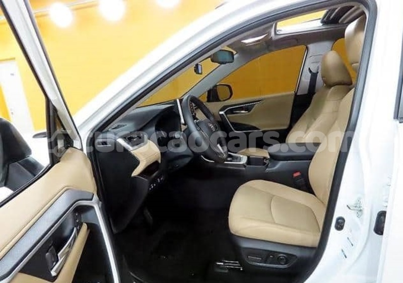 Big with watermark toyota rav4 curacao willemstad 4488