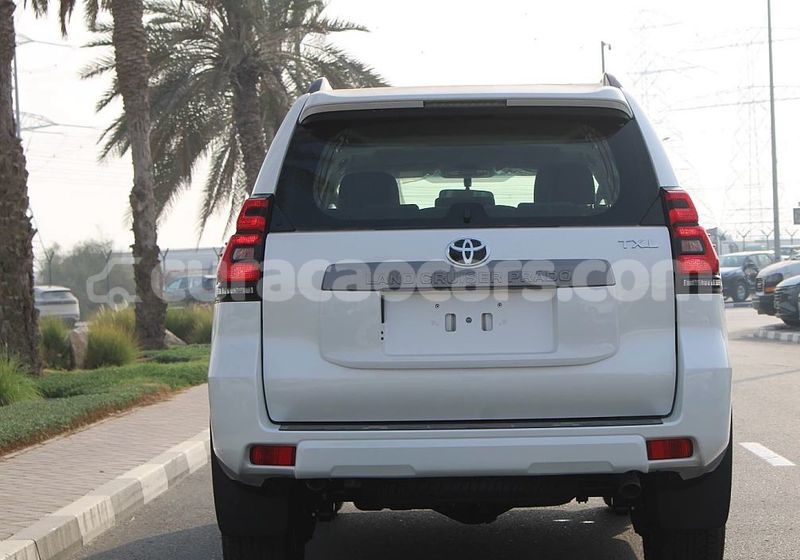 Big with watermark toyota land cruiser prado curacao willemstad 4491