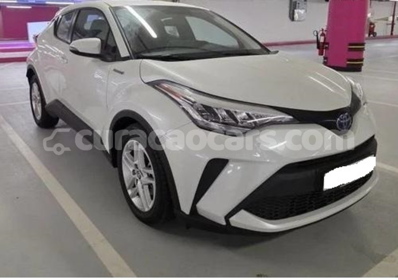 Big with watermark toyota c hr curacao willemstad 4493