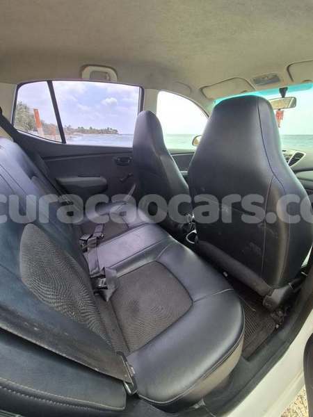 Big with watermark hyundai i10 curacao import dubai 4495