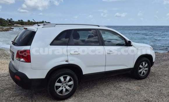 Buy Used Kia Sorento White Car in Barber in Curacao Buy Used Kia Sorento White Car in Barber in Curacao