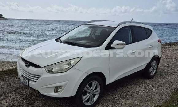 Buy Used Hyundai Tucson White Car in Dorp Sint Willebrordus in Curacao Buy Used Hyundai Tucson White Car in Dorp Sint Willebrordus in Curacao