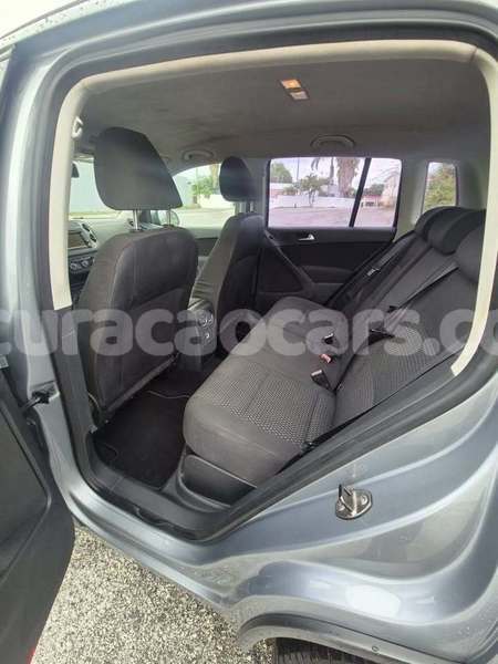 Big with watermark volkswagen tiguan curacao dorp soto 4516
