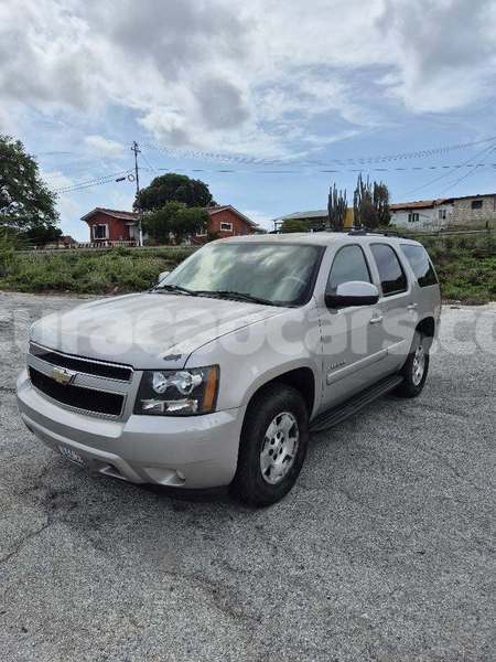 Big with watermark chevrolet tahoe curacao sint michiel liber 4523