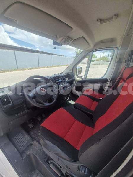 Big with watermark fiat duna curacao sint michiel liber 4524