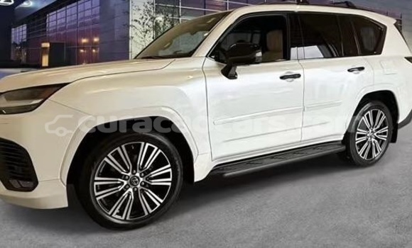 Buy Used Lexus LX White Car in Willemstad in Curacao Buy Used Lexus LX White Car in Willemstad in Curacao