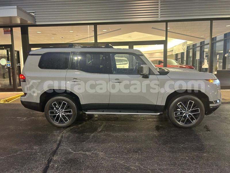 Big with watermark lexus gx curacao willemstad 4535