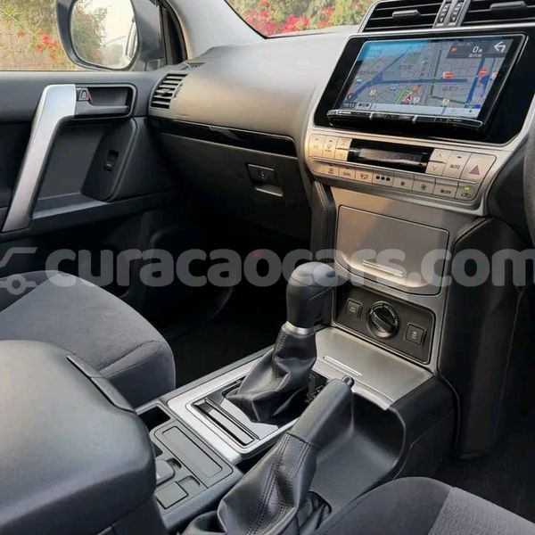Big with watermark toyota land cruiser prado curacao willemstad 4537