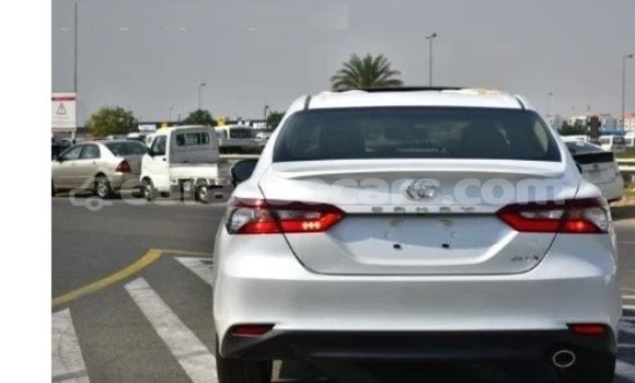Buy Used Toyota Camry White Car in Willemstad in Curacao Buy Used Toyota Camry White Car in Willemstad in Curacao