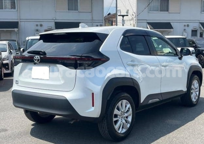 Big with watermark toyota yaris curacao willemstad 4540