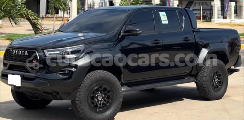 Big with watermark toyota hilux curacao willemstad 4544