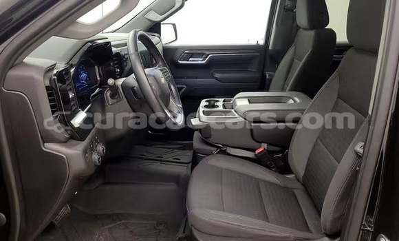 Buy Used Chevrolet Silverado Black Car in Willemstad in Curacao Buy Used Chevrolet Silverado Black Car in Willemstad in Curacao