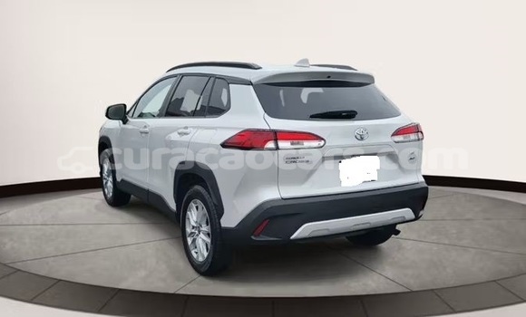 Buy Used Toyota Corolla Cross White Car in Willemstad in Curacao Buy Used Toyota Corolla Cross White Car in Willemstad in Curacao