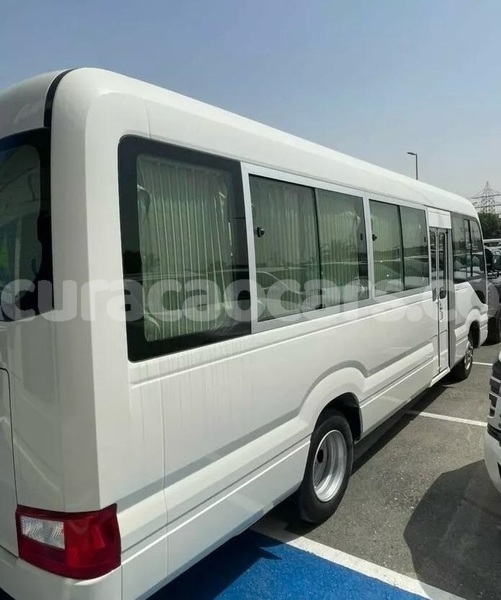 Big with watermark toyota coaster curacao willemstad 4557
