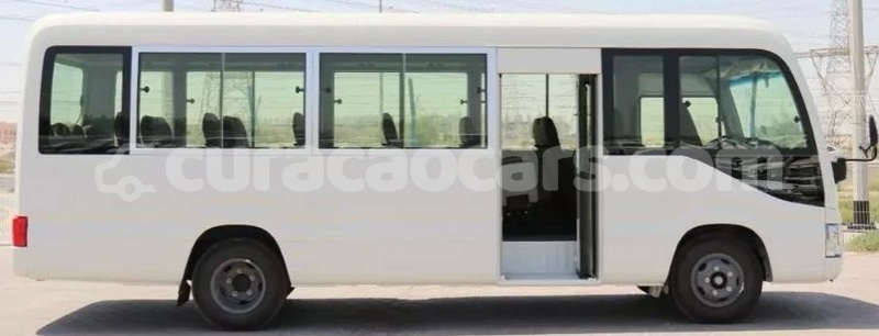 Big with watermark toyota coaster curacao willemstad 4557
