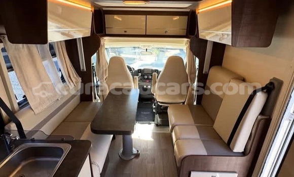 Buy Used Fiat Ulysse White Car in Willemstad in Curacao Buy Used Fiat Ulysse White Car in Willemstad in Curacao