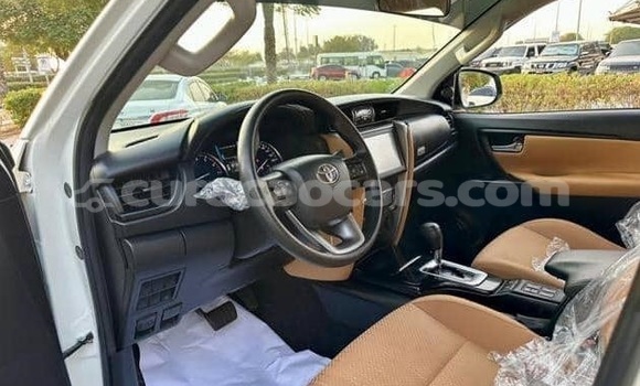 Buy Used Toyota Fortuner White Car in Willemstad in Curacao Buy Used Toyota Fortuner White Car in Willemstad in Curacao