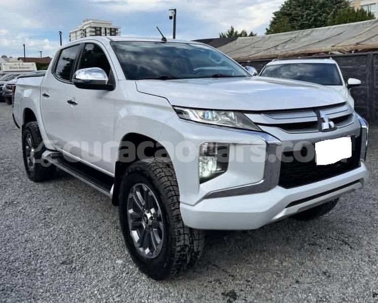 Big with watermark mitsubishi l200 curacao willemstad 4609