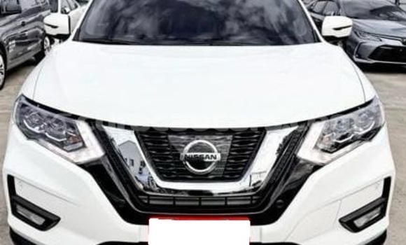 Buy Used Nissan X–Trail White Car in Willemstad in Curacao Buy Used Nissan X–Trail White Car in Willemstad in Curacao