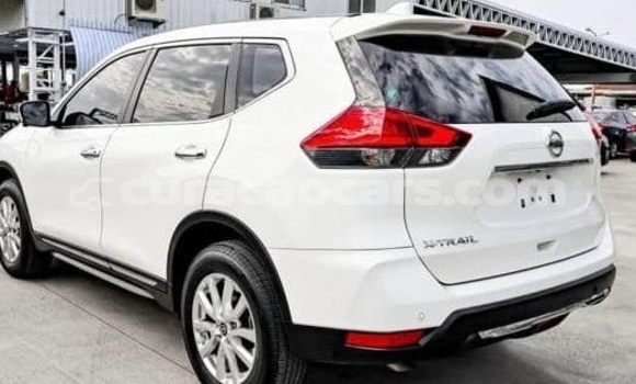 Buy Used Nissan X–Trail White Car in Willemstad in Curacao Buy Used Nissan X–Trail White Car in Willemstad in Curacao