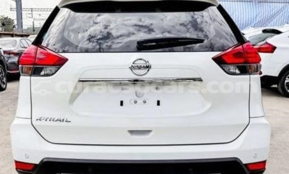 Buy Used Nissan X–Trail White Car in Willemstad in Curacao Buy Used Nissan X–Trail White Car in Willemstad in Curacao