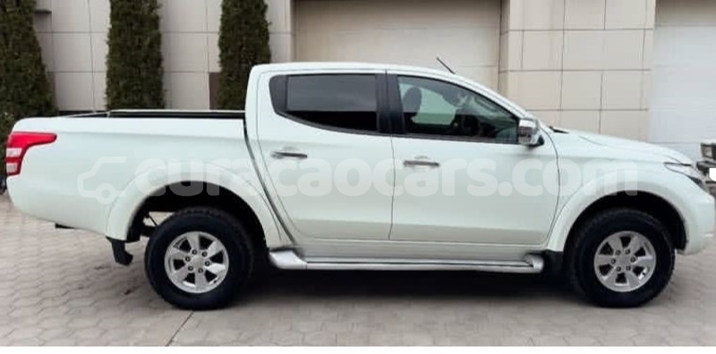 Big with watermark mitsubishi l200 curacao willemstad 4622