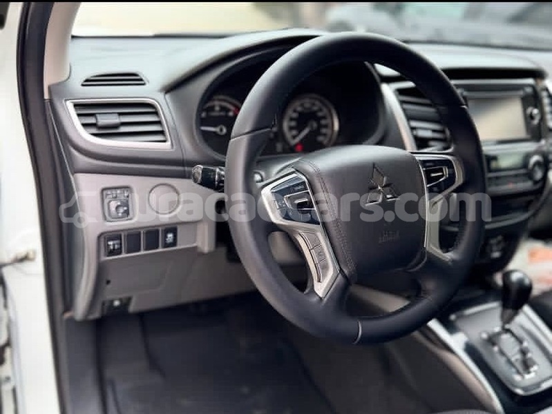 Big with watermark mitsubishi l200 curacao willemstad 4622