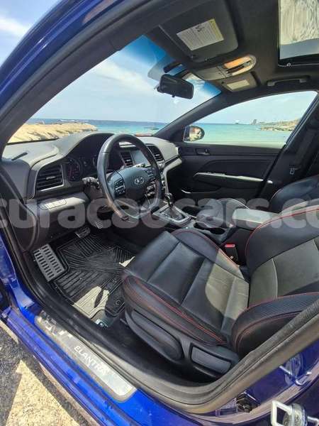 Big with watermark hyundai elantra curacao lagun 4624