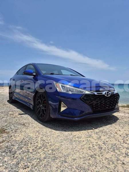 Big with watermark hyundai elantra curacao lagun 4624