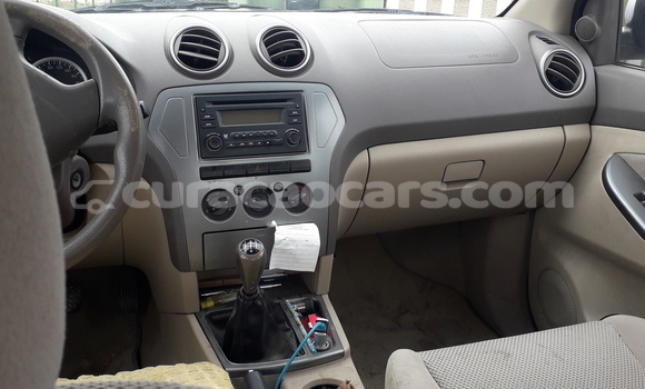 Buy Used Toyota DA Silver Truck in Willemstad in Curacao