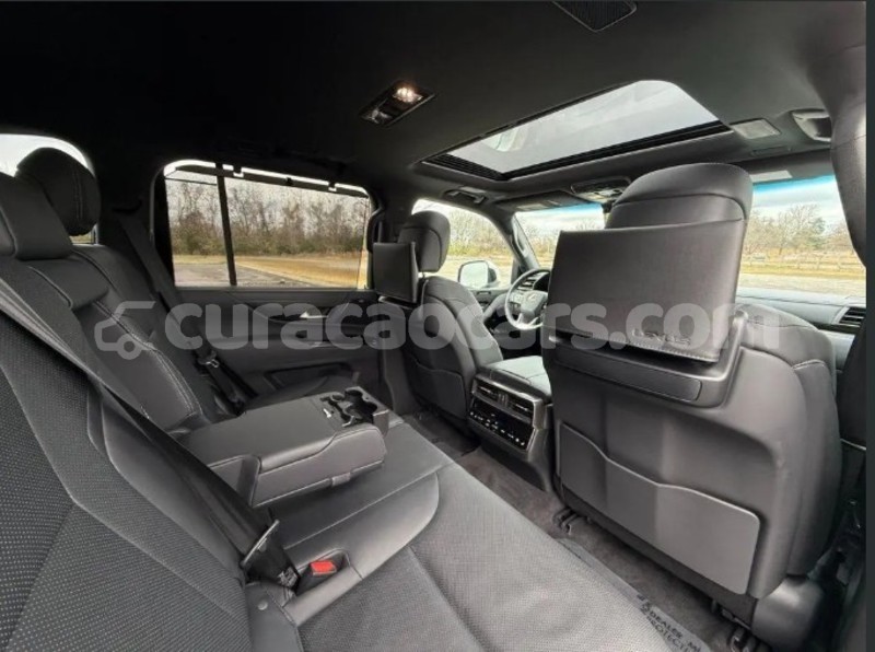 Big with watermark lexus lx curacao dorp soto 4642