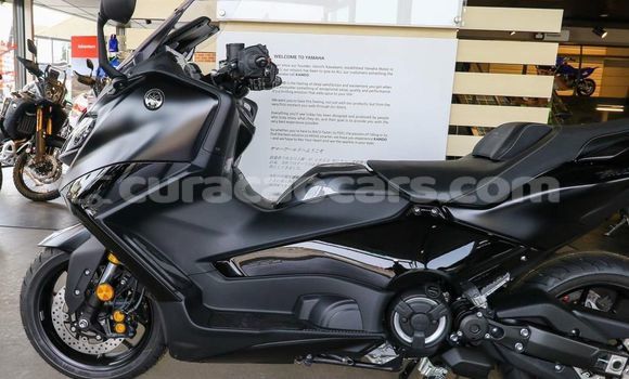 Buy New Yamaha TMAX Black Bike in Sabana Westpunt in Curacao Buy New Yamaha TMAX Black Bike in Sabana Westpunt in Curacao