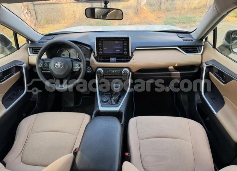 Big with watermark toyota rav4 curacao willemstad 4661