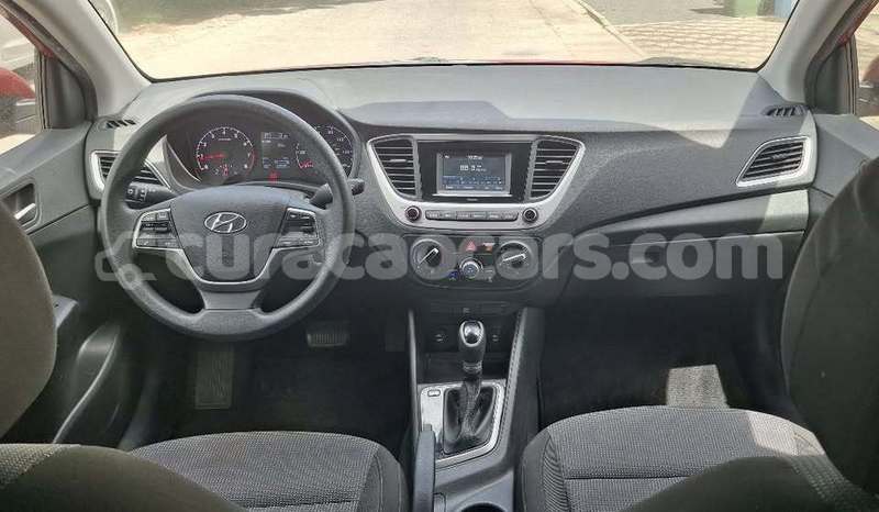 Big with watermark hyundai accent curacao sint michiel liber 4668